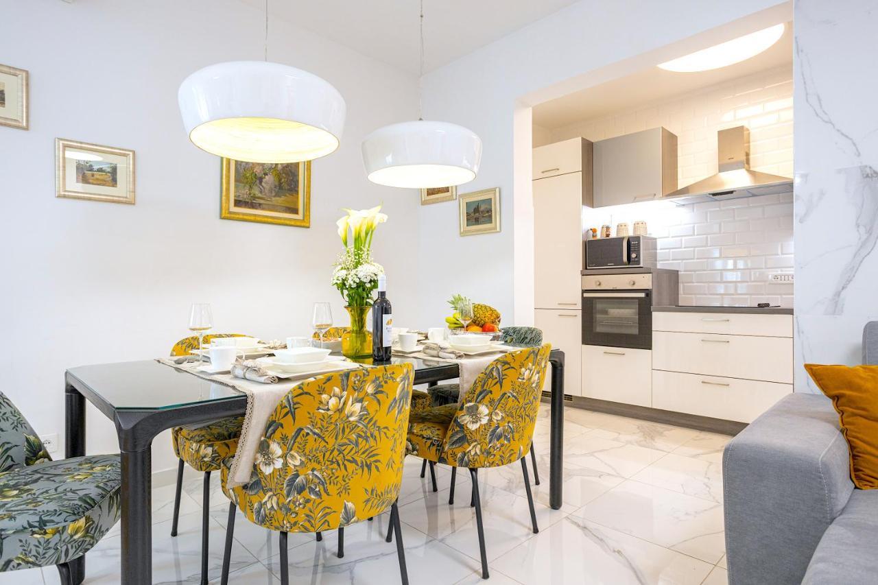 Lux Holiday Apartment Tony @ 10 Min Znjan Beach Split Zewnętrze zdjęcie