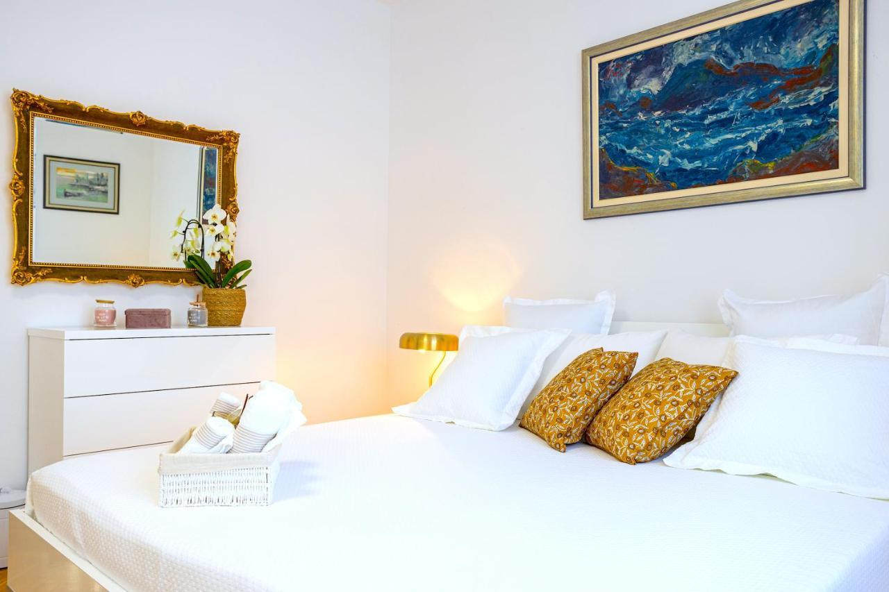Lux Holiday Apartment Tony @ 10 Min Znjan Beach Split Zewnętrze zdjęcie